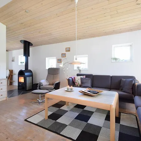 Holiday home Beautiful In Bjert With Wifi Sonder Bjert